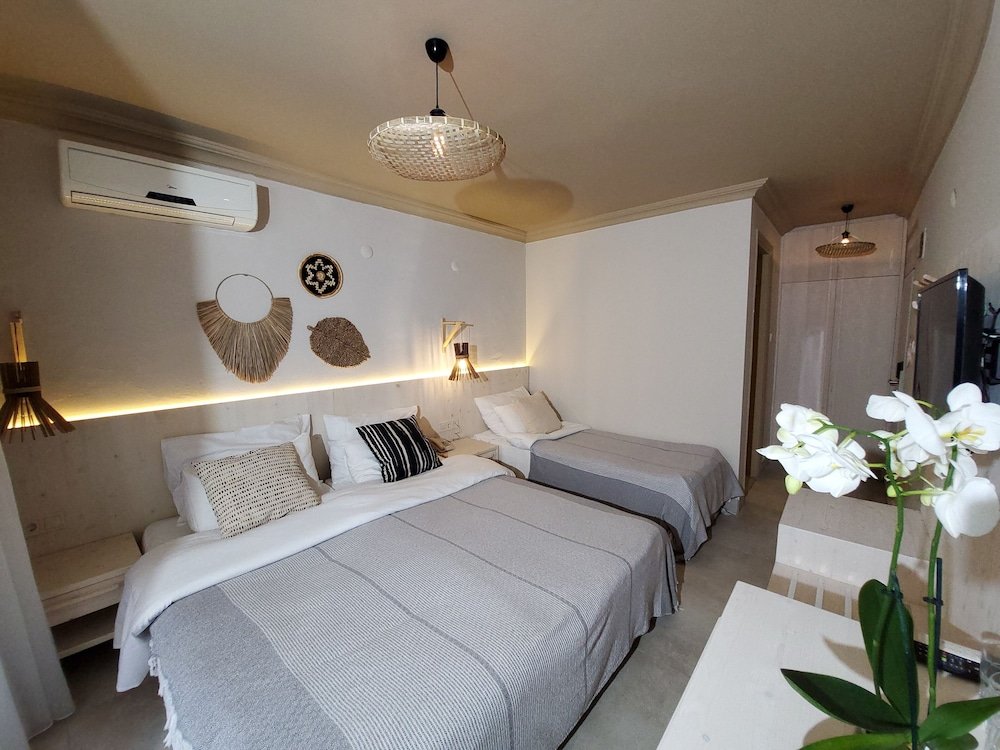 Standard room with balcony Sun Hotel By En Vie Beach