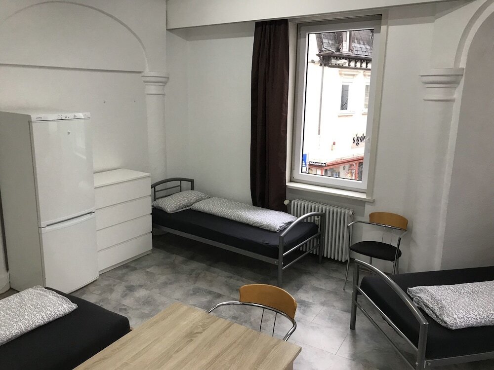 Standard Quadruple room Monteurzimmer Göppingen - Hostel