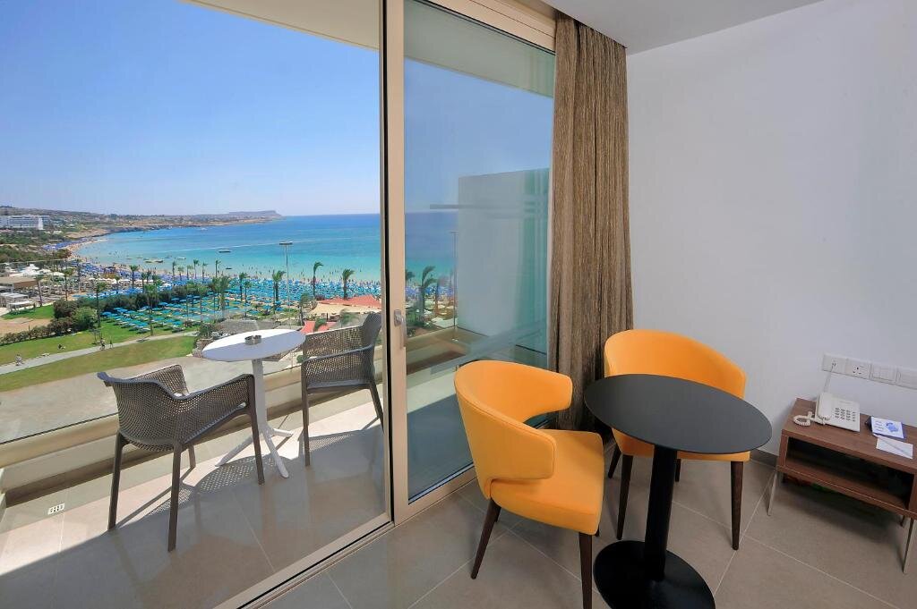 Двухместный номер Luxury с видом на море Отель Nelia Beach
