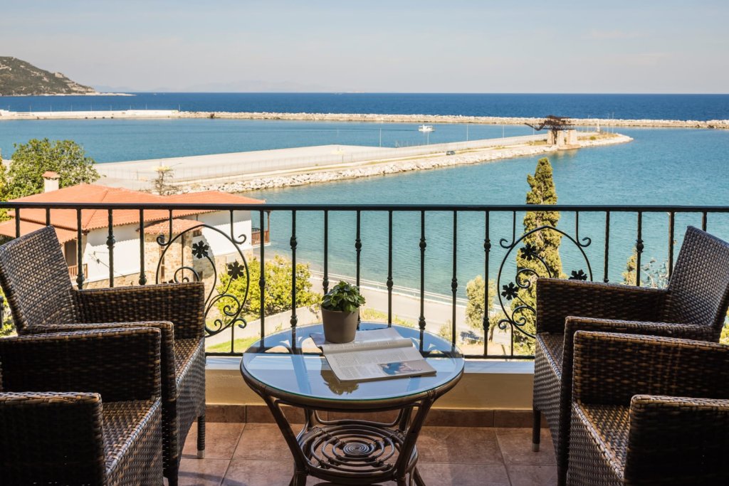 Семейный люкс с видом на море Valledi Village Hotel