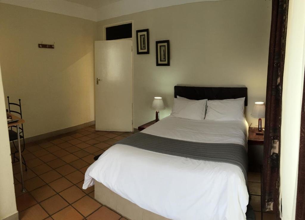 Deluxe double chambre N1 Hotel & Campsite Victoria Falls