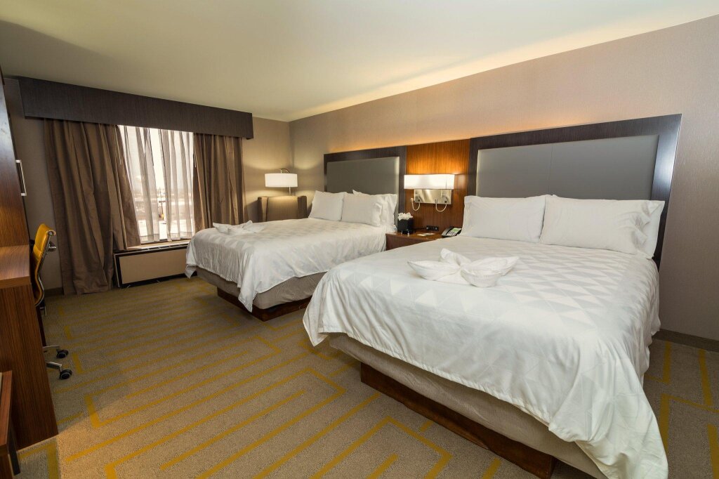 Standard Vierer Zimmer Holiday Inn Chicago SW-Countryside ConfCtr, an IHG Hotel