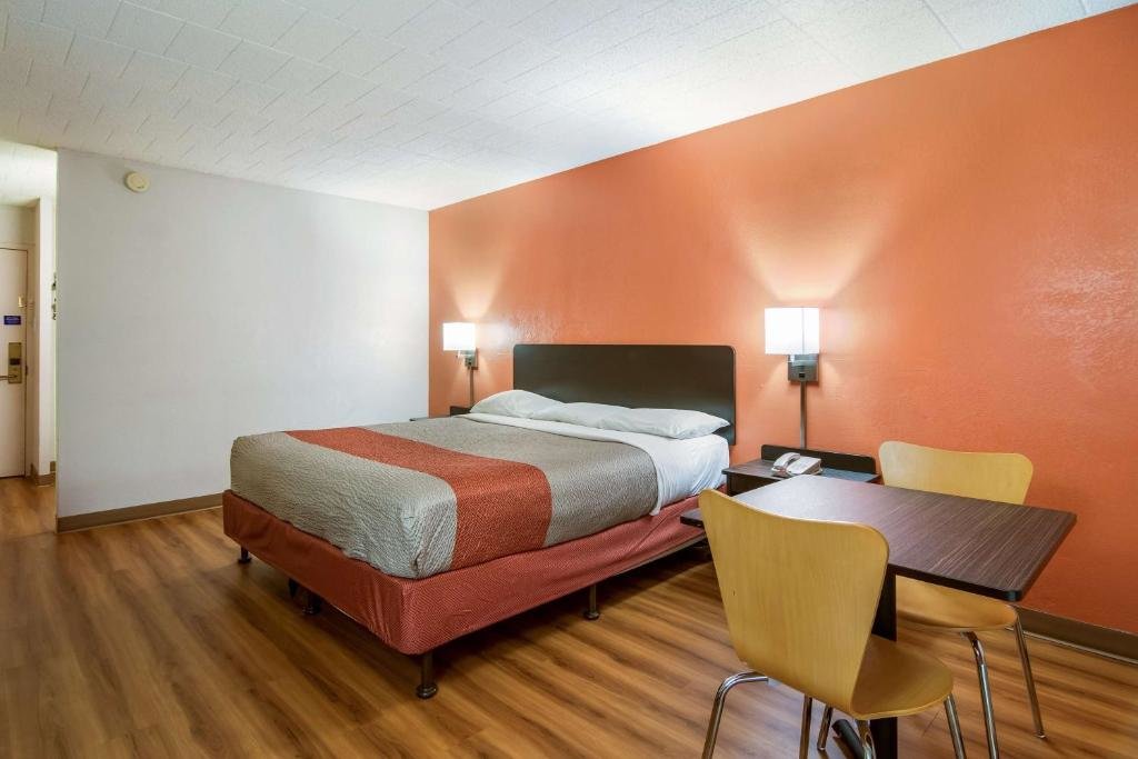 Deluxe Doppel Zimmer Motel 6-New Stanton, PA