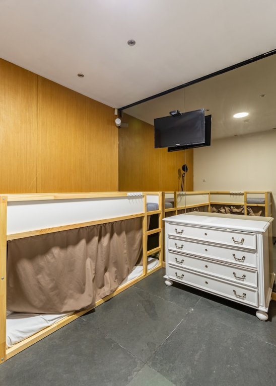Cama en dormitorio compartido Hostel e Cia Porto