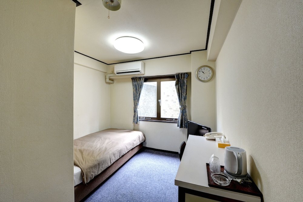 Standard simple chambre Arks inn Omori