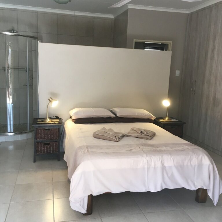 Двухместный номер Standard цокольный этаж c 1 комнатой Bushwise Safari Lodge Kruger Park
