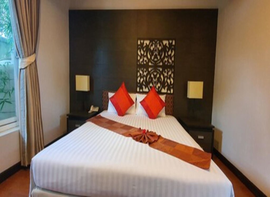 2 Bedrooms Villa T Resort Palai
