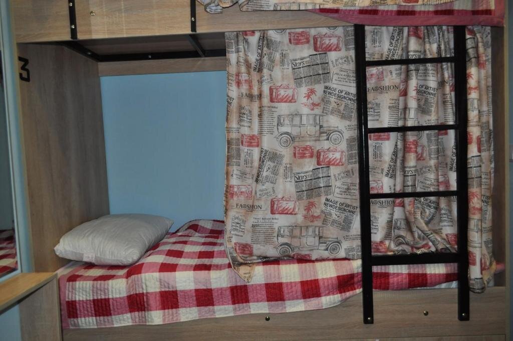 Кровать в общем номере Hostel S size