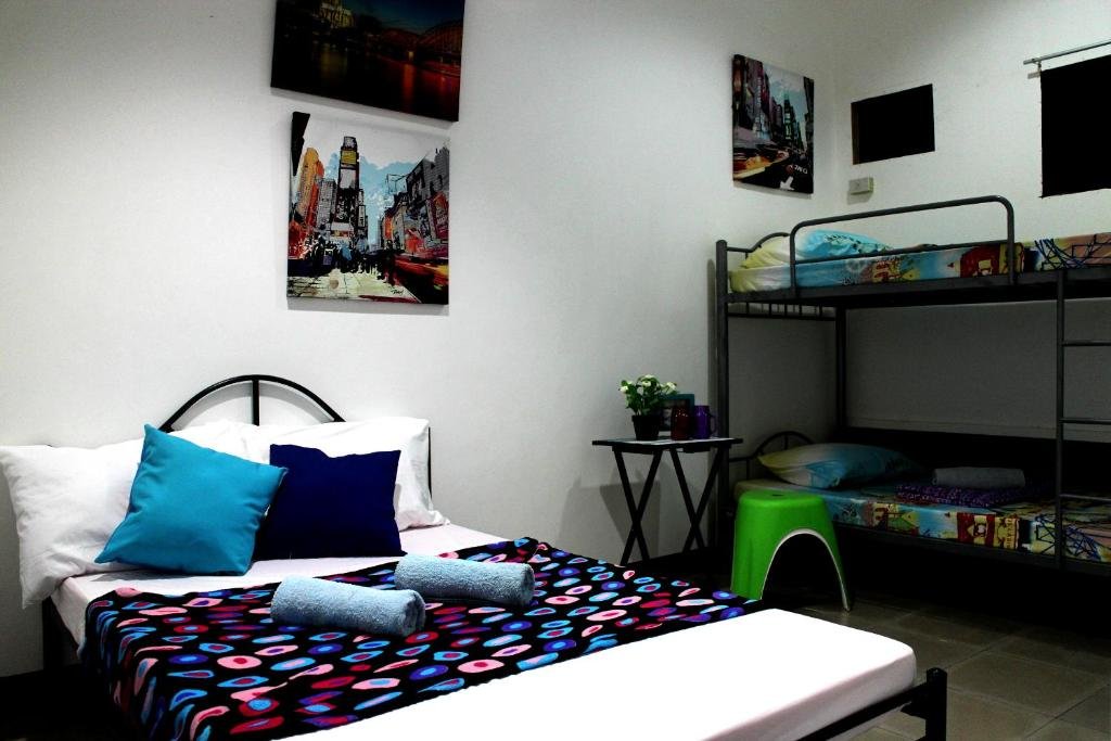 Standard Quadruple room Cebu City Center Inn - IT Park