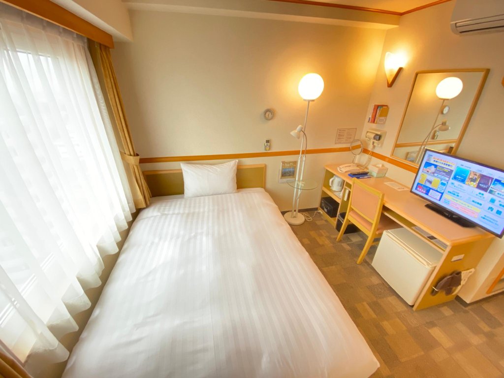 Standard Zimmer Toyoko Inn Yokohama-sen Fuchinobe-eki Minami-guchi