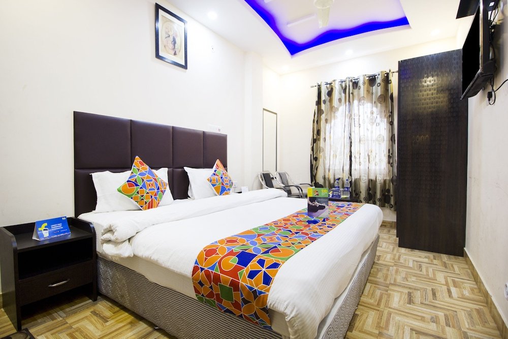 Номер Premium Hotel Deepak Residency