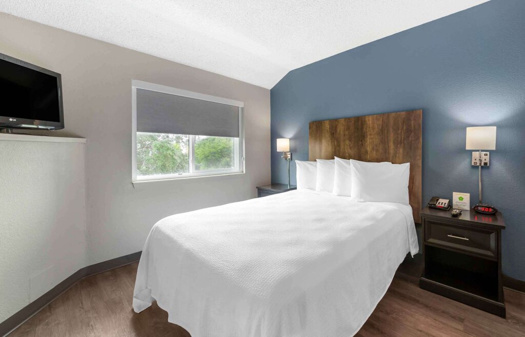 Двухместный люкс c 1 комнатой Extended Stay America Premier Suites - Miami - Airport - Miami Springs