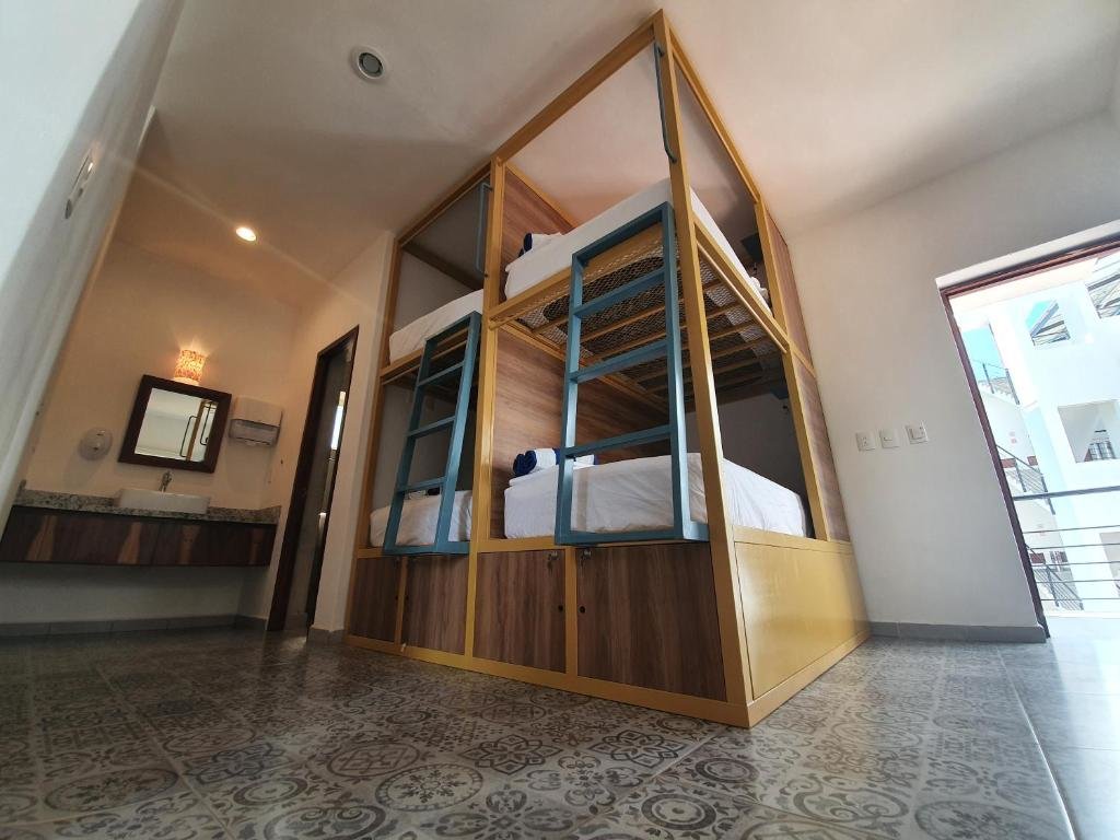 Cama en dormitorio compartido Viajero Sayulita Hostel