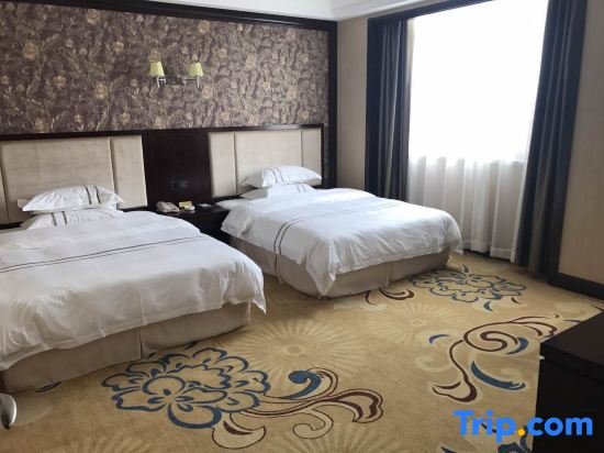 Suite Deluxe Linjiang Huayuan Hotel
