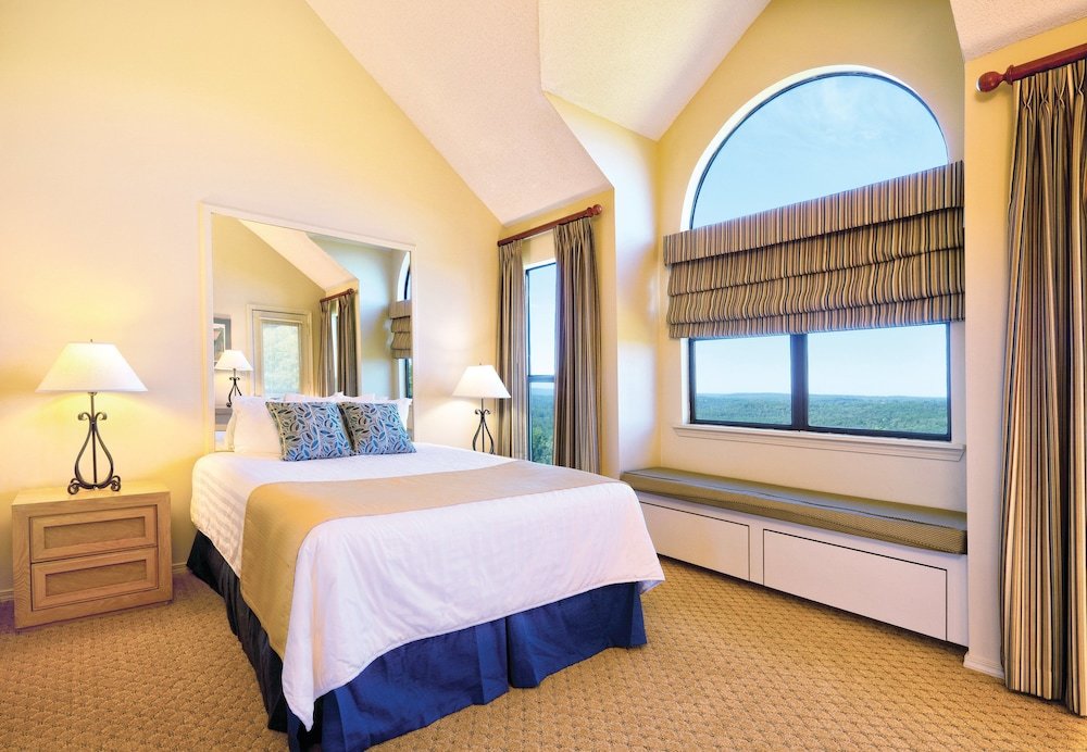 Номер Standard c 1 комнатой с балконом Club Wyndham Resort at Fairfield Bay