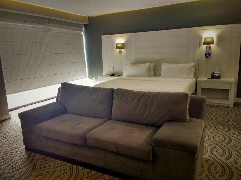 Suite mit Blick Holiday Inn Express Pachuca, an IHG Hotel