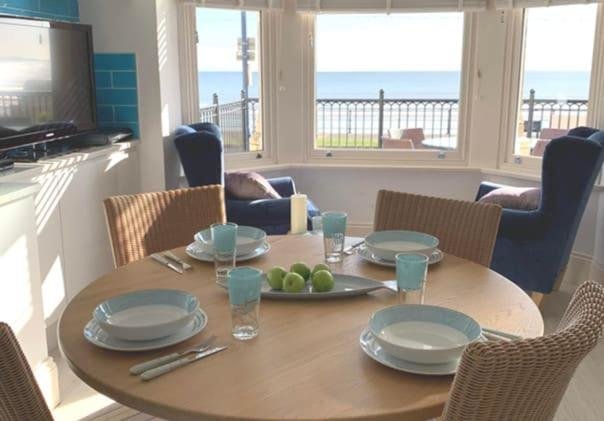 Apartment Apartment 12, The Moorings - Ground floor, accessible shower, 1 minute to beach - sea view