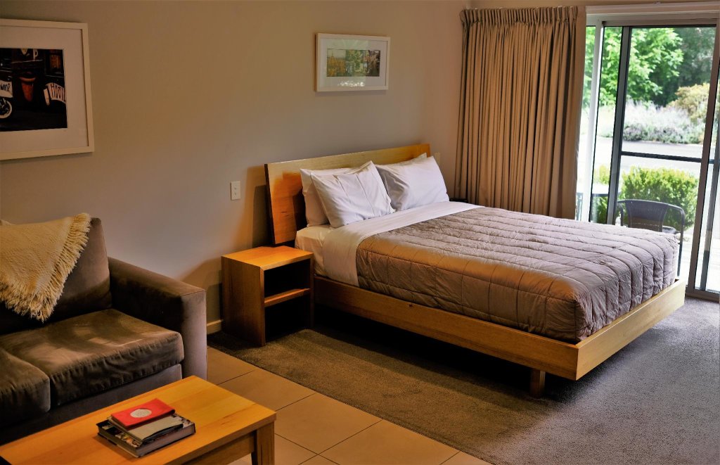 Студия Luxury A Must at Coonawarra Apartment