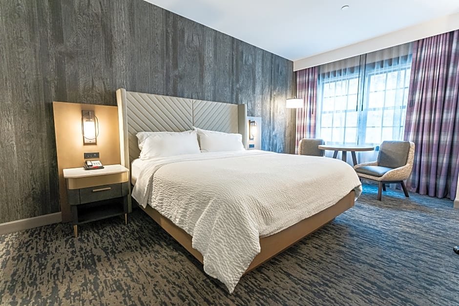 Номер Premium Holiday Inn Resort Deadwood Mountain Grand, an IHG Hotel
