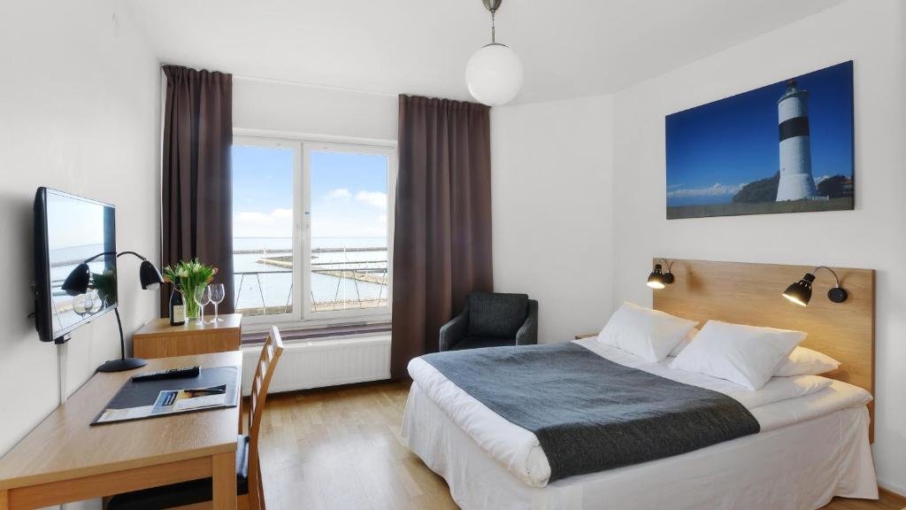 Standard Single room with sea view Strand Hotel Borgholm