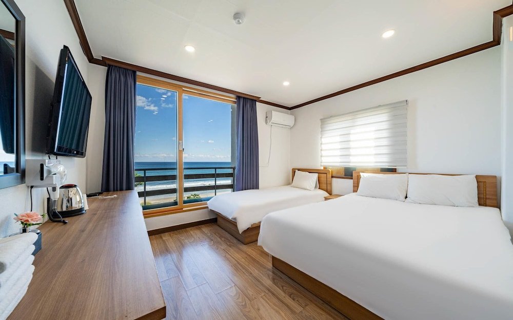 Habitación doble Estándar con vista al océano 8 Hotel