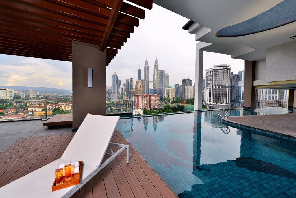 Двухместный полулюкс Tamu Hotel & Suites Kuala Lumpur