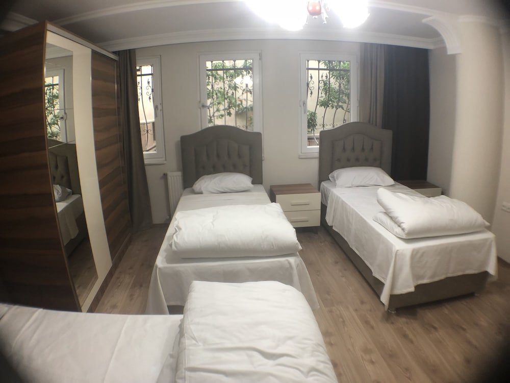 3 Bedrooms Apartment Bursa Larimar Apartments