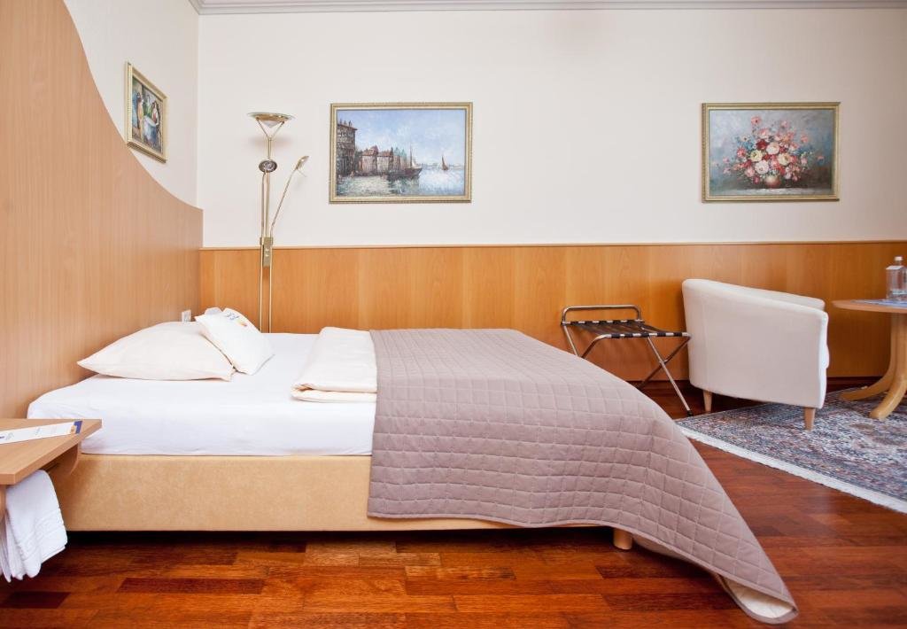Economy Doppel Zimmer Comfort Hotel Am Kurpark
