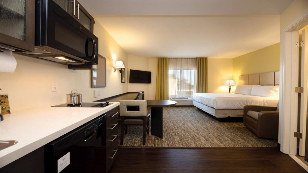 Standard room Candlewood Suites - Dumfries - Quantico, an IHG Hotel