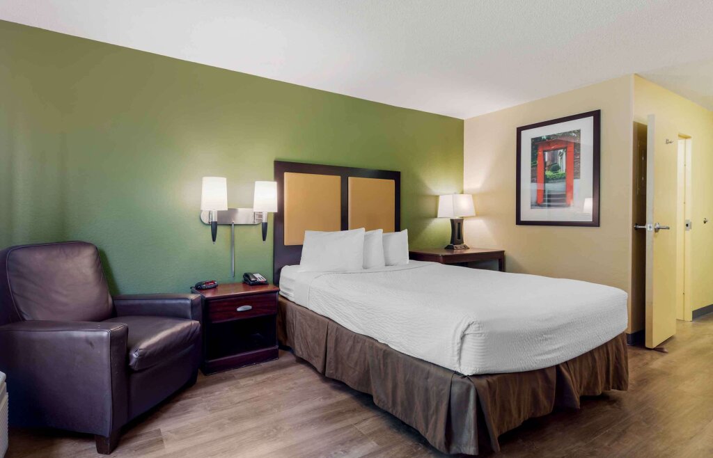 Двухместный люкс c 1 комнатой Extended Stay America Select Suites - Detroit - Novi - Haggerty Road