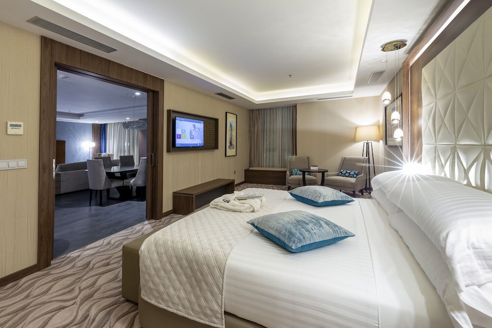Suite Real Az Hotels Grand Oran