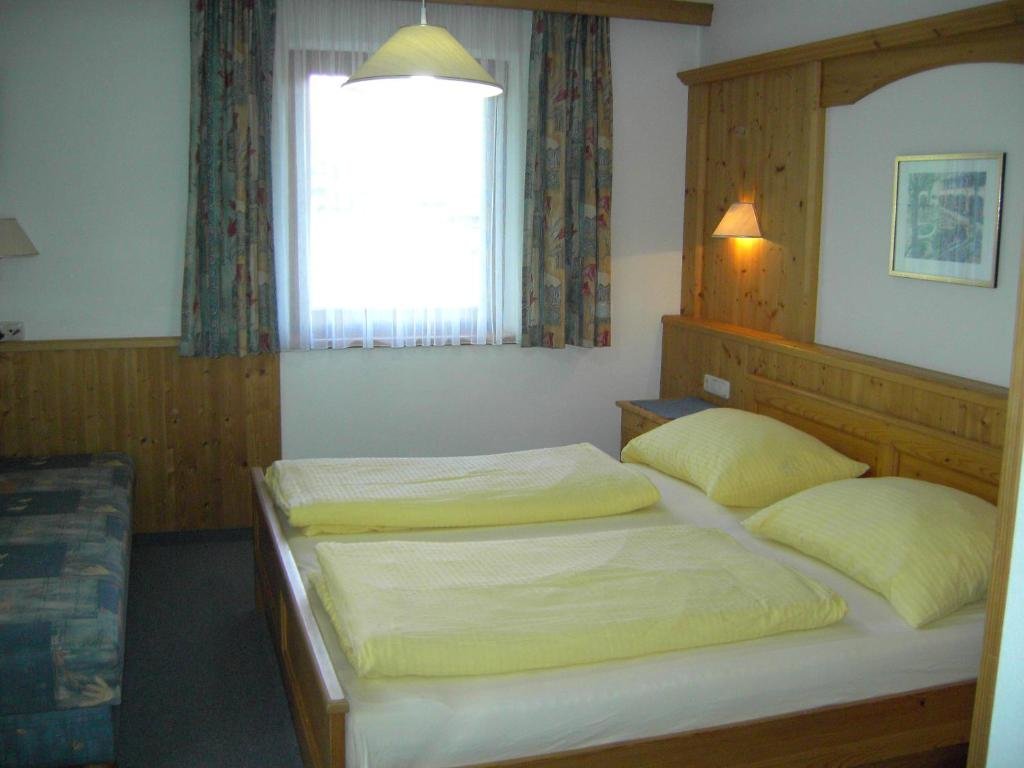 Deluxe room Pension Rieder