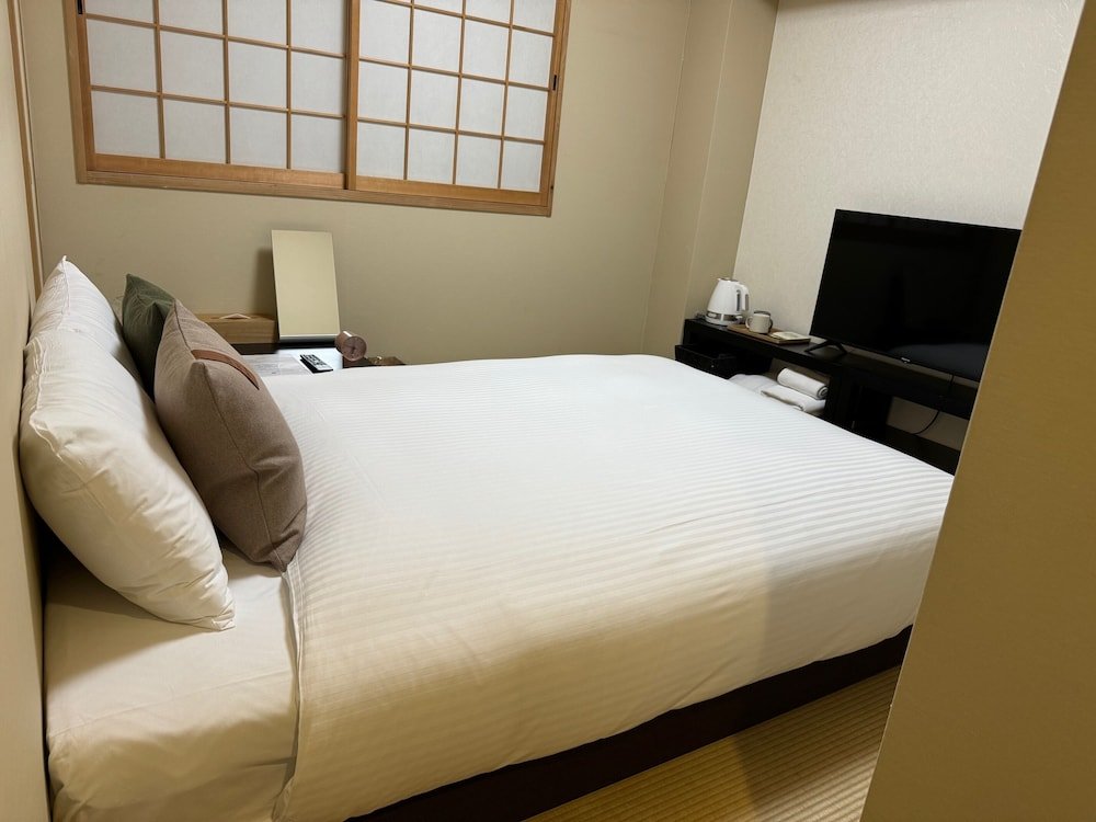 Номер Standard R Hotel-The Atelier Shinsaibashi East