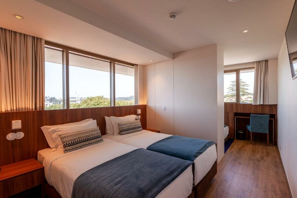 Standard Triple room Sea Porto Hotel