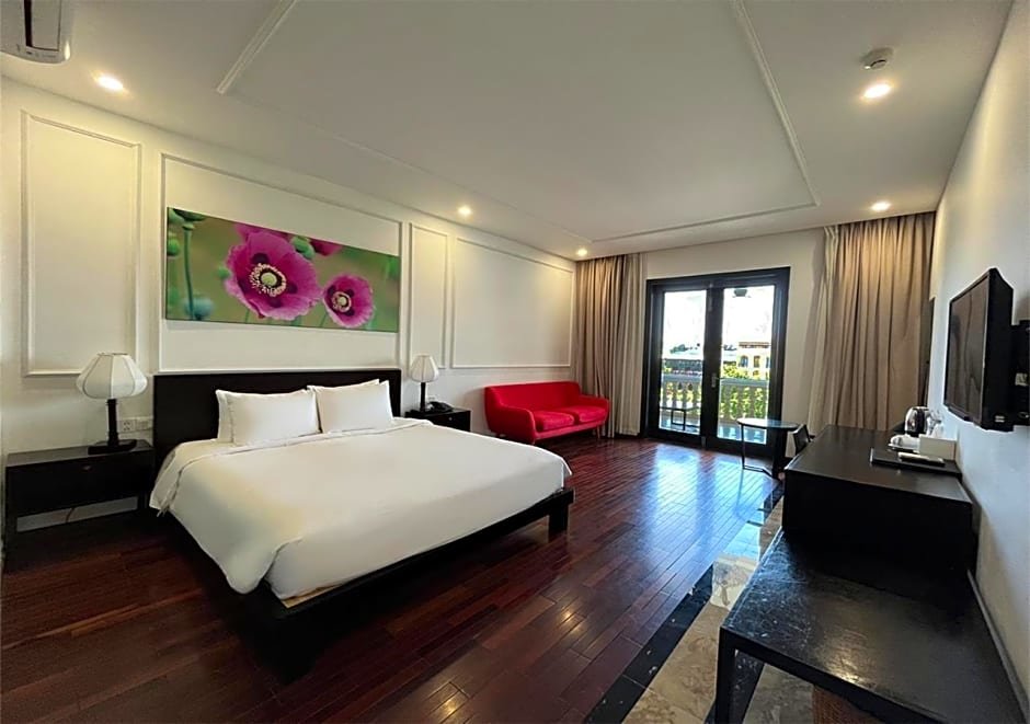 Deluxe Double room with balcony and with river view Thanh Binh Riverside Hoi An