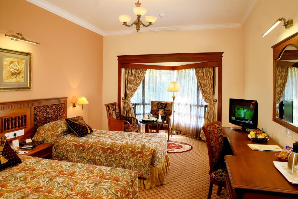 Standard Club room Regant Lake Palace Hotel