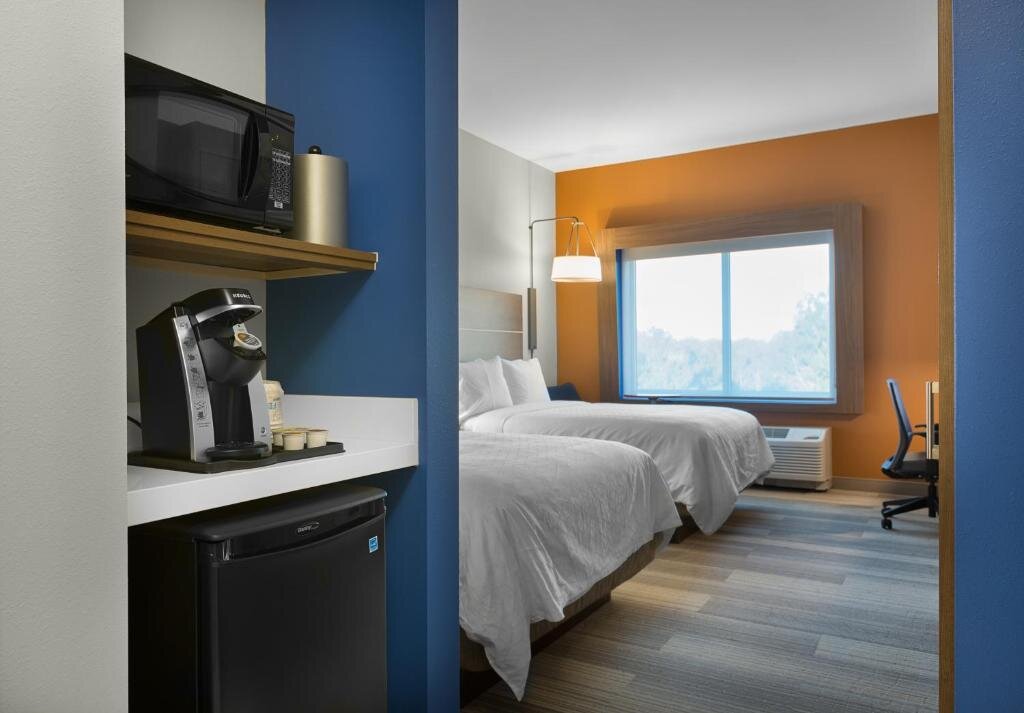 Standard Doppel Zimmer Holiday Inn Express & Suites - Fayetteville South, an IHG Hotel