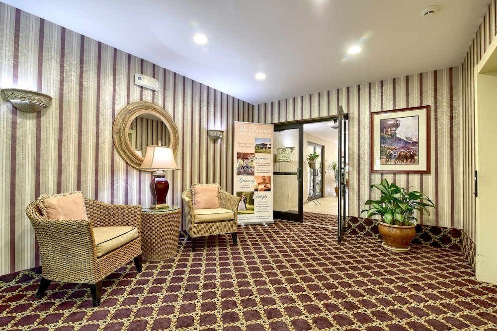 Номер Standard с балконом Roosevelt Inn & Suites Saratoga Springs