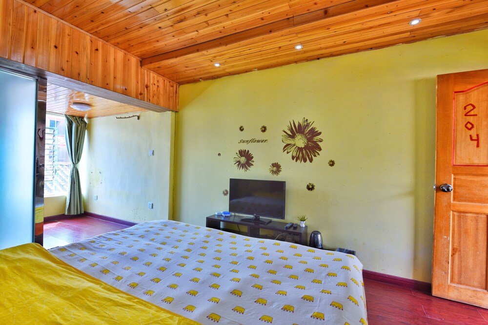 Habitación doble Estándar Luguhu Crazy Bird Youth Hostel