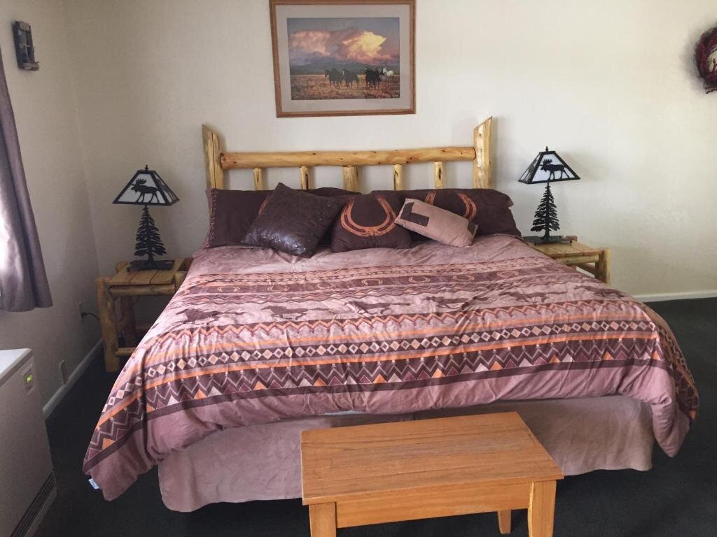 Standard Doppel Zimmer mit Balkon Rocky Mountain Lodge