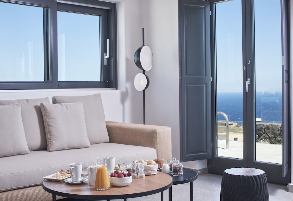 Suite with balcony and with sea view SantAnna Luxury Suites