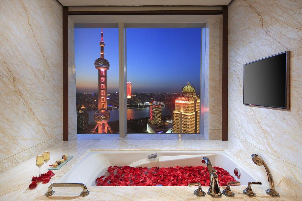 The Ritz-Carlton Shanghai, Pudong