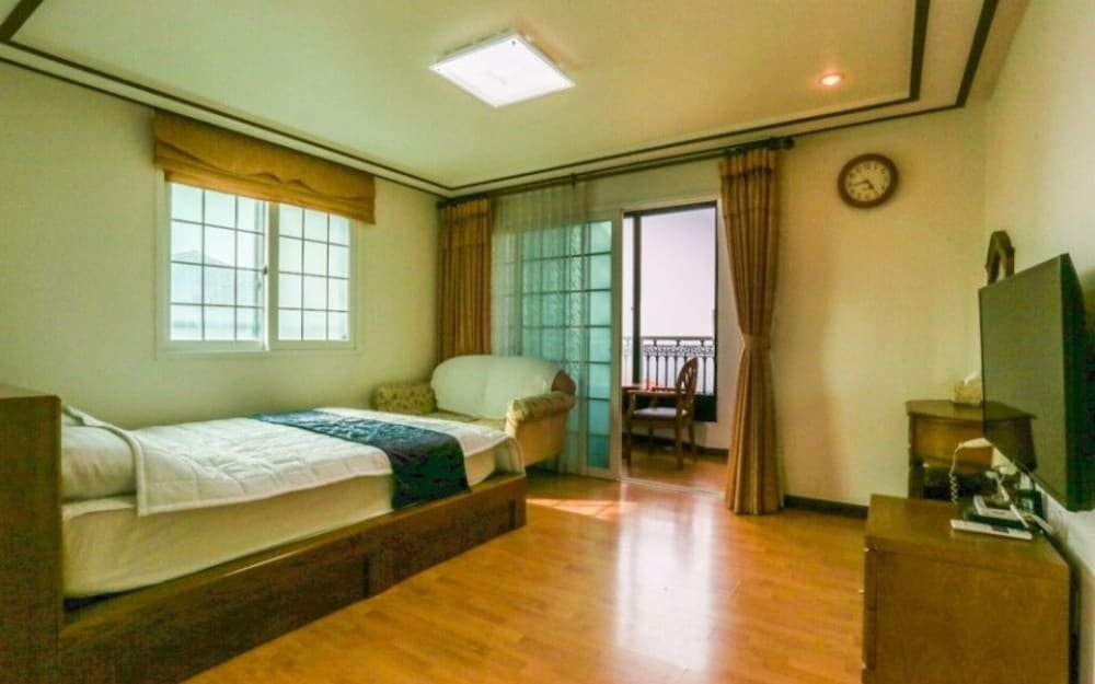 Standard Zimmer Jeju Badapunggyeong Pension