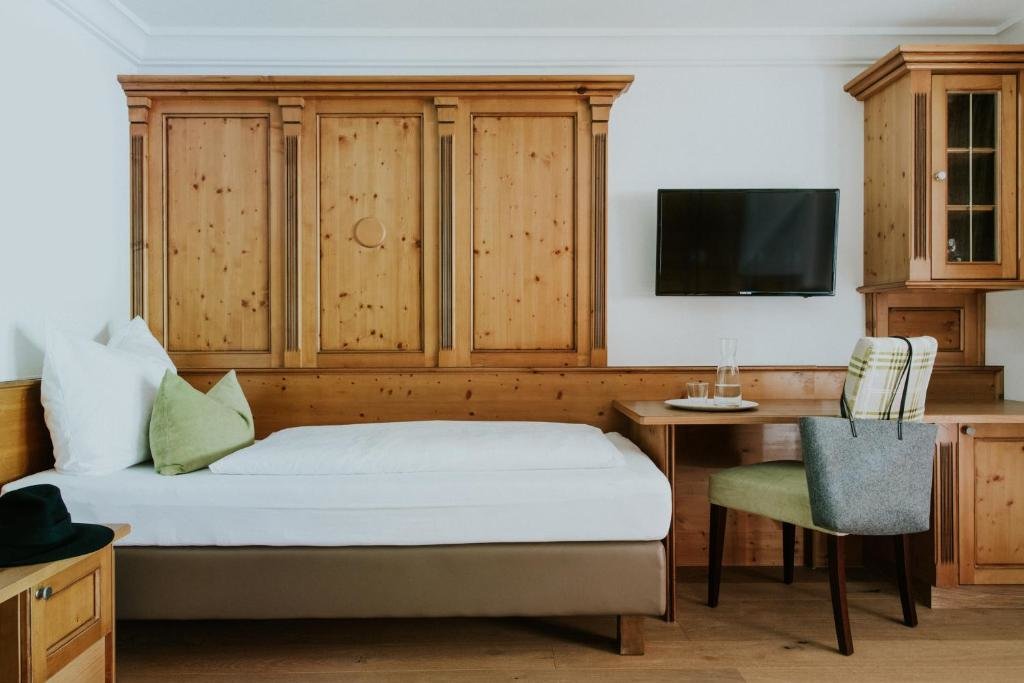 Standard Single room Hotel Tauernhof