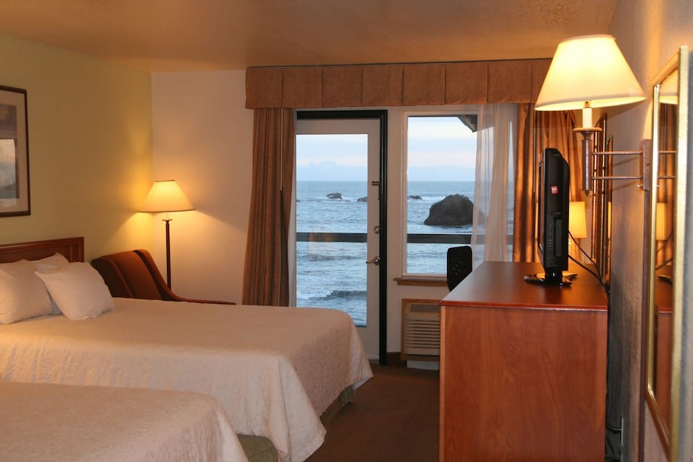 Двухместный номер Standard с балконом и с красивым видом из окна Oceanfront Lodge