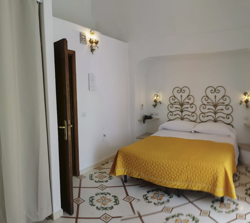 Économie double chambre avec balcon Hotel Dimora Fornillo