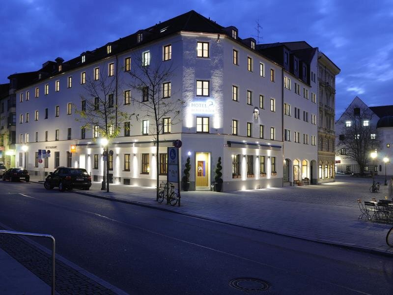 Двухместный полулюкс Hotel Blauer Bock