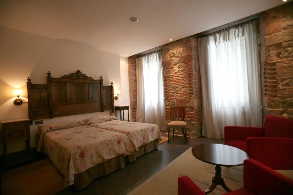 Двухместный номер Classic Standard Hotel Balneario La Hermida