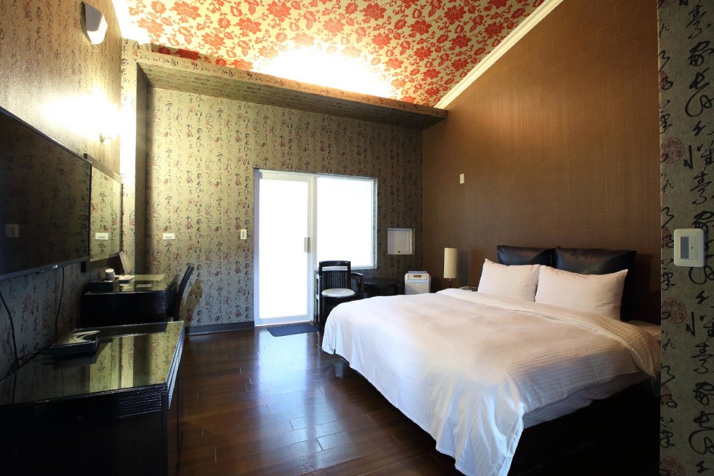 Standard Double room Cyuan Tang Hot Spring Hotel