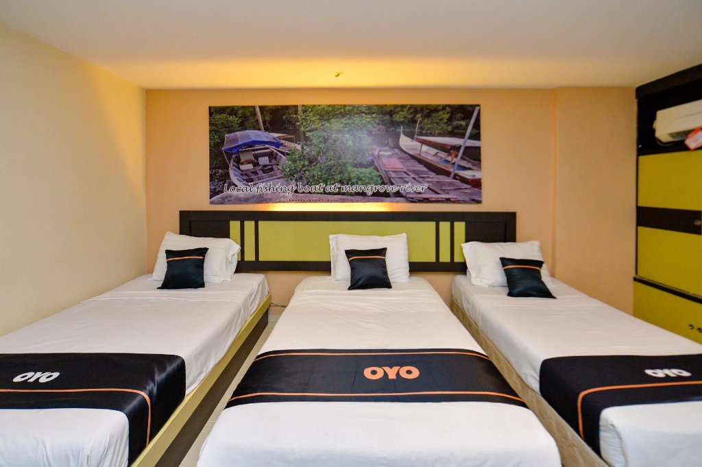 Suite OYO 2487 Sampurna Jaya Hotel